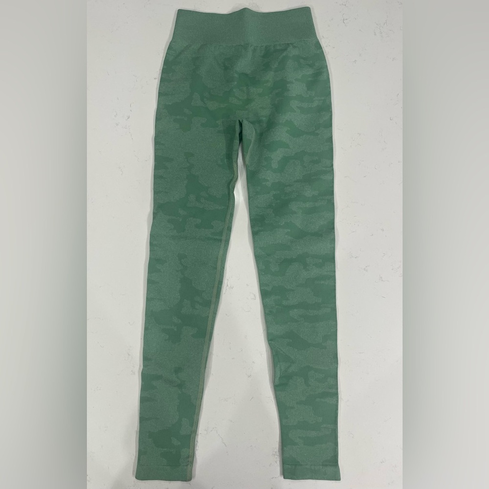 Rawgear Women’s Leggings Size XS Green camouflage Scrunch Butt workout camo